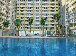 Homey And Minimalist 1Br Royal Sentul Park Apartment