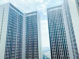 Minimalist Look Studio Room Pollux Chadstone Apartment