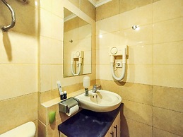 Best Choice And Strategic 2Br Apartment At Grand Setiabudi