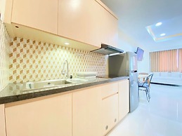 Homey And Comfort Stay Studio Sentraland Semarang Apartment