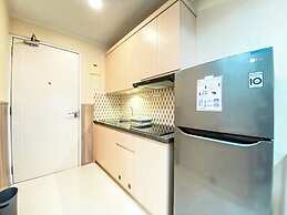 Homey And Comfort Stay Studio Sentraland Semarang Apartment