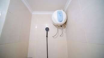 Simple And Comfortable Living Studio At Bale Hinggil Apartment