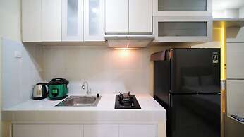 Simple And Comfortable Living Studio At Bale Hinggil Apartment