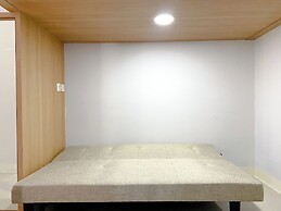 Restful And Well Designed Studio Transpark Juanda Bekasi Timur Apartme