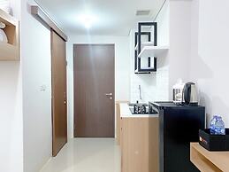 Restful And Well Designed Studio Transpark Juanda Bekasi Timur Apartme