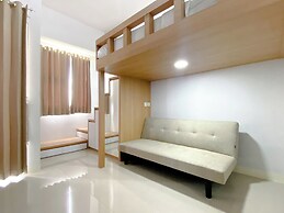 Restful And Well Designed Studio Transpark Juanda Bekasi Timur Apartme