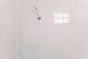 Good Deal And Restful Studio Bassura City Apartment