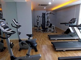 Good Deal And Restful Studio Bassura City Apartment