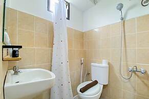 Comfortable Stay Studio At Kebagusan City Apartment