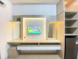 Good Choice And Homey Studio At The Alton Apartment