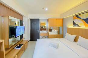 Cozy Living Studio At Kebagusan City Apartment