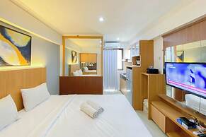 Cozy Living Studio At Kebagusan City Apartment