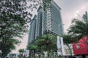 Best Deal And Homey 1Br Apartment Carstensz Residence