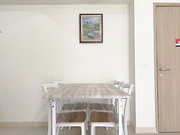 Comfortable And Spacious 3Br Meikarta Apartment