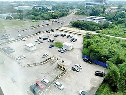 Comfortable Living 2Br At Meikarta Apartment