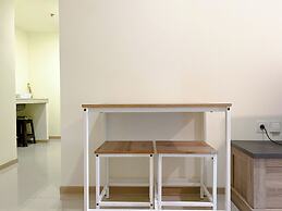 Comfortable Living 2Br At Meikarta Apartment