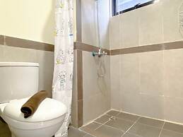 Comfortable Living 2Br At Meikarta Apartment