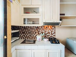 Nice And Comfortable Stay Studio At Gateway Ahmad Yani Cicadas Apartme