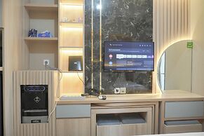Fancy And Nice Studio At Transpark Cibubur Apartment