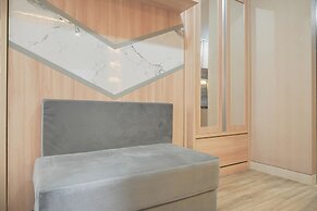 Fancy And Nice Studio At Transpark Cibubur Apartment