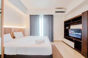 Comfort Living 1Br Without Living Room At Bintaro Embarcadero Apartmen