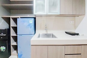 Comfort Living 1Br Without Living Room At Bintaro Embarcadero Apartmen