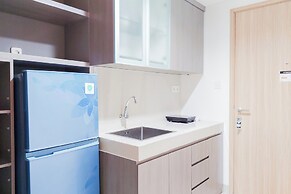 Comfort Living 1Br Without Living Room At Bintaro Embarcadero Apartmen