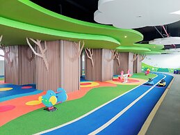 Comfort Living 1Br Without Living Room At Bintaro Embarcadero Apartmen