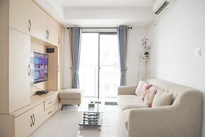 Restful And Modern 3Br At Daan Mogot City Apartment