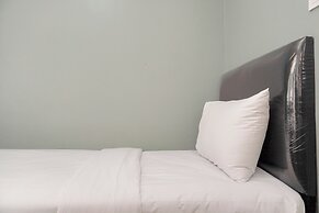 Restful And Modern 3Br At Daan Mogot City Apartment