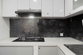 Restful And Modern 3Br At Daan Mogot City Apartment