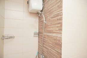 Simply Modern 1Br At Sky Terrace Apartment