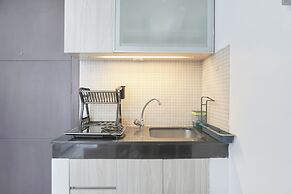 Simply Modern 1Br At Sky Terrace Apartment