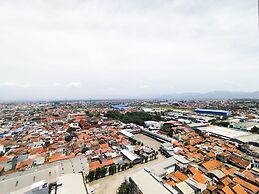 Spacious And Cozy 2Br Apartment Mekarwangi Square Cibaduyut