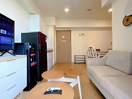 Clean And Homey 2Br At Meikarta Apartment