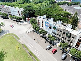 Beautifully Designed And Homey 1Br Apartment Mustika Golf Residence