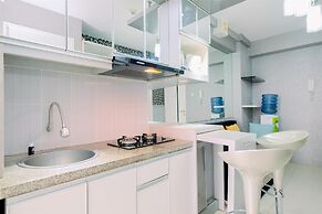 Comfy And Strategic 2Br Apartment At Bassura City