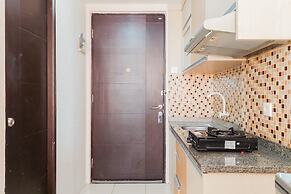 Cozy And Nice Studio At Great Western Apartment