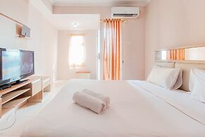 Cozy And Nice Studio At Great Western Apartment