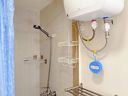 Great Homey 2Br At Meikarta Apartment