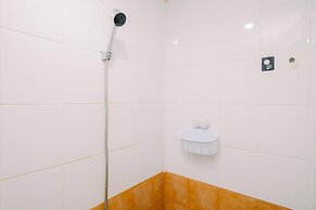 Good Deal And Cozy Studio Green Pramuka City Apartment