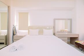 Good Deal And Cozy Studio Green Pramuka City Apartment