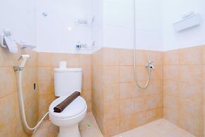 Good Deal And Cozy Studio Green Pramuka City Apartment