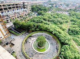 Homey And Minimalist Studio Gateway Park Lrt City Bekasi Apartment