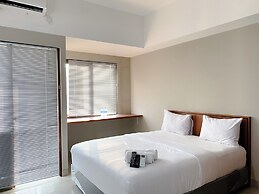 Homey And Minimalist Studio Gateway Park Lrt City Bekasi Apartment