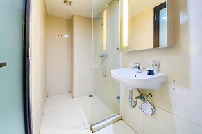 Good Homey Studio Apartment At Warhol (W/R) Residences