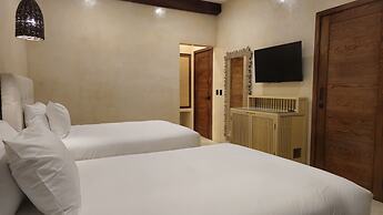 Mística Boutique Hotel