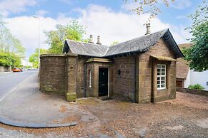 Binrock Lodge in Dundee City Council