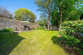 Binrock Lodge in Dundee City Council