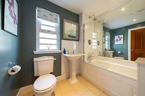 Binrock Lodge in Dundee City Council